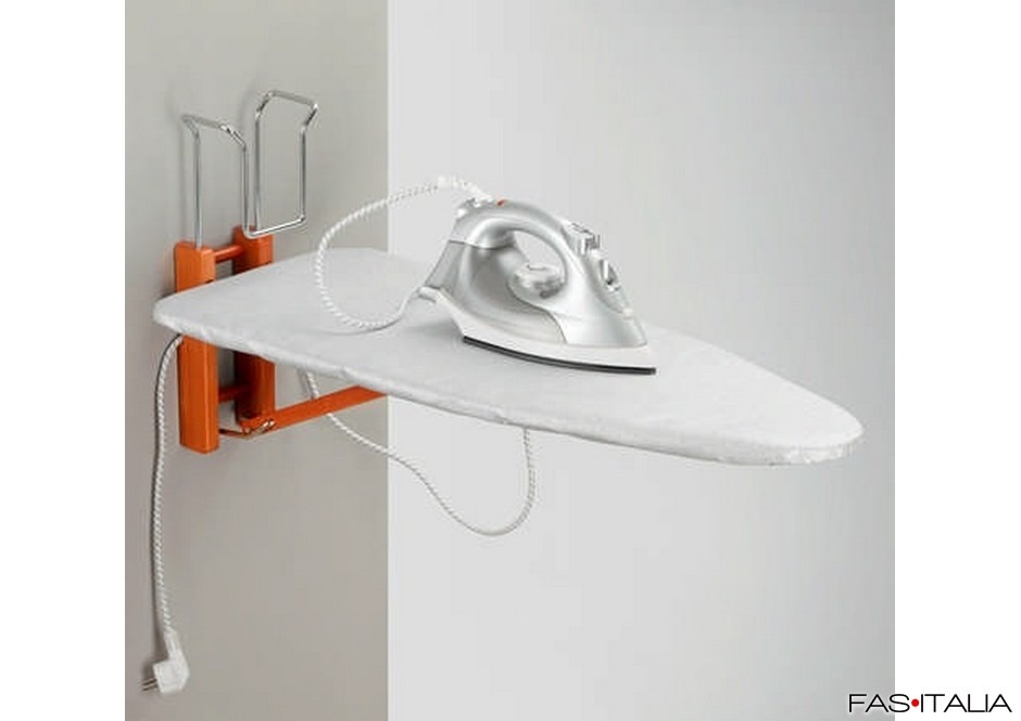 Asse da stiro murale pieghevole con ferro | Fas Italia