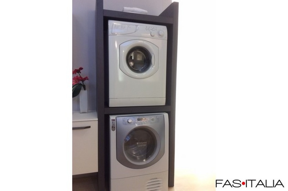 Colonna lavanderia per lavatrice ed asciugatrice