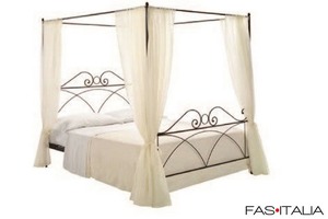 Letto matrimoniale a baldacchino in ferro