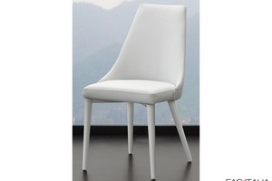 Sedia imbottita con gambe rivestite in ecopelle Sedia imbottita con gambe rivestite in ecopelle